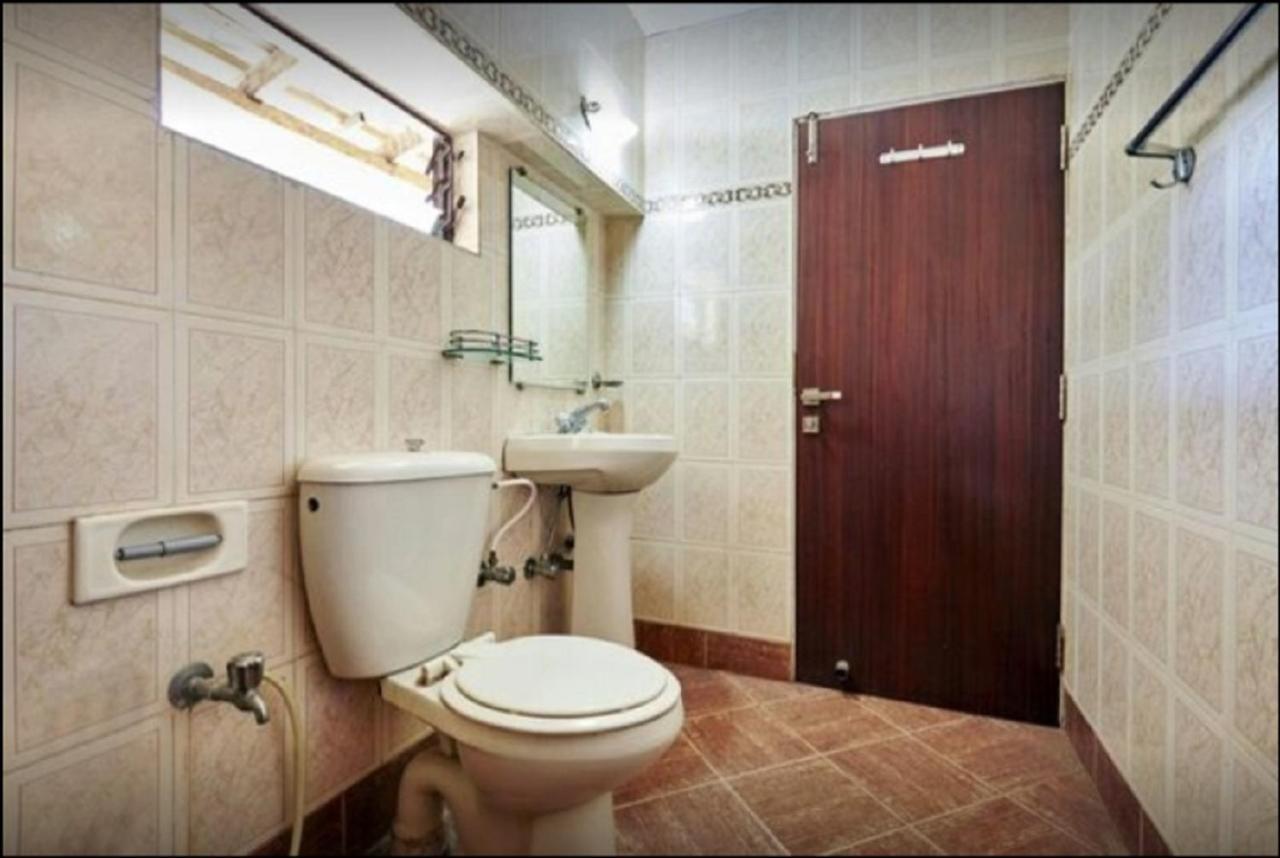 Xavier Beach Resort Candolim Exterior photo