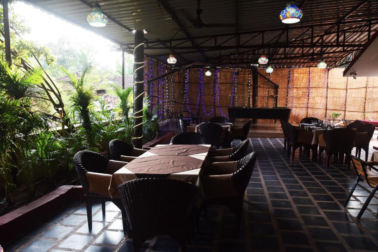 Xavier Beach Resort Candolim Exterior photo